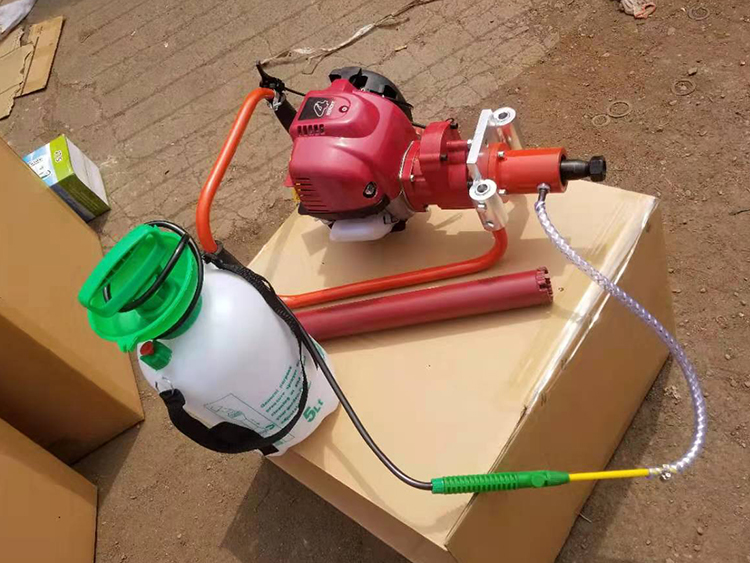 NLQ-45型内燃(ran)砼枕螺栓鑽取機(jī)