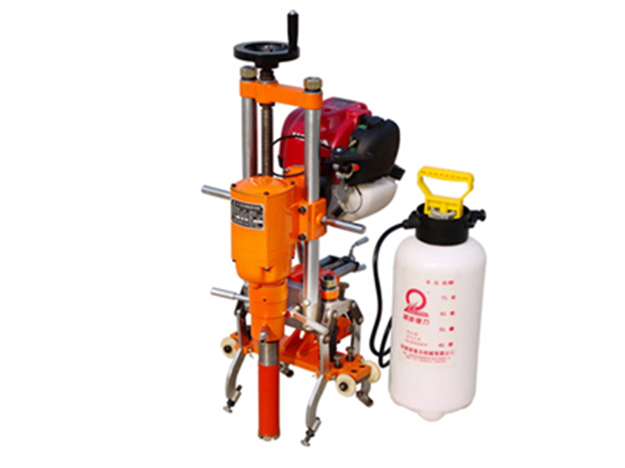 NLQ-45型(xing)內燃軌枕(zhěn)螺栓鑽取(qǔ)機-鐵路工(gong)務器材