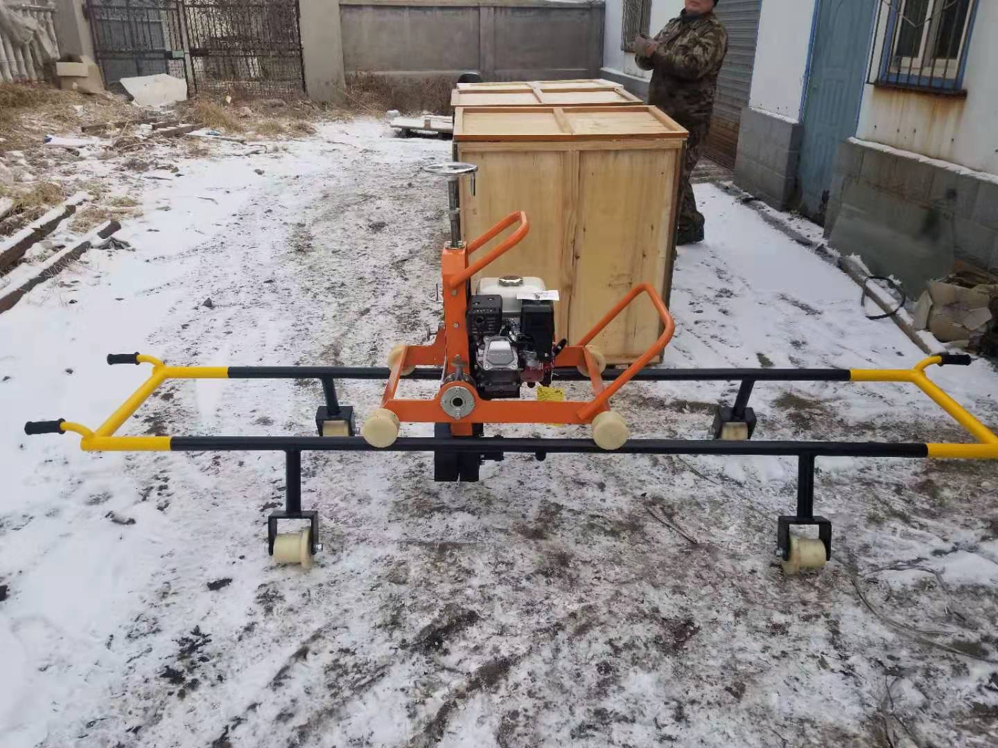 NCM-4.0型内燃(rán)道岔打(dǎ)磨機