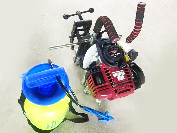 NZG-31II型内(nei)燃鋼軌鑽孔(kǒng)機